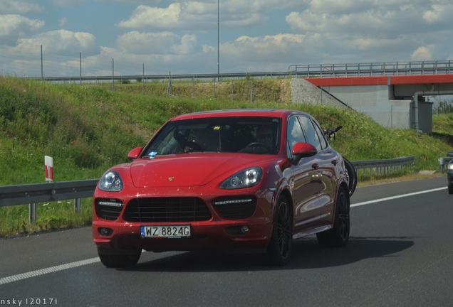 Porsche 958 Cayenne GTS