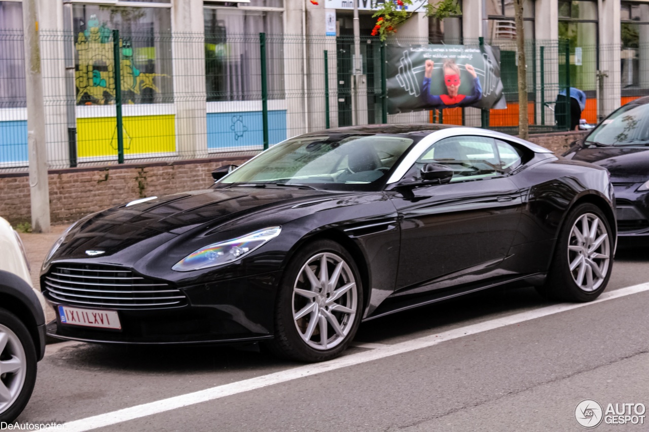 Aston Martin DB11