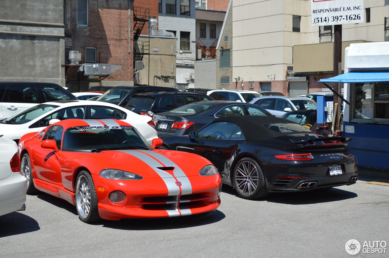 Dodge Viper GTS