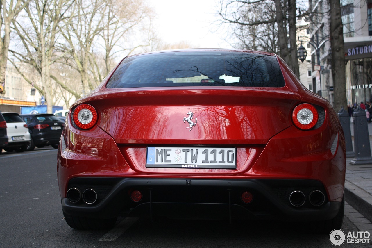 Ferrari FF