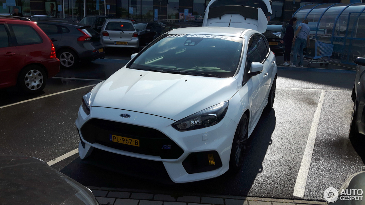 Ford Focus RS 2015