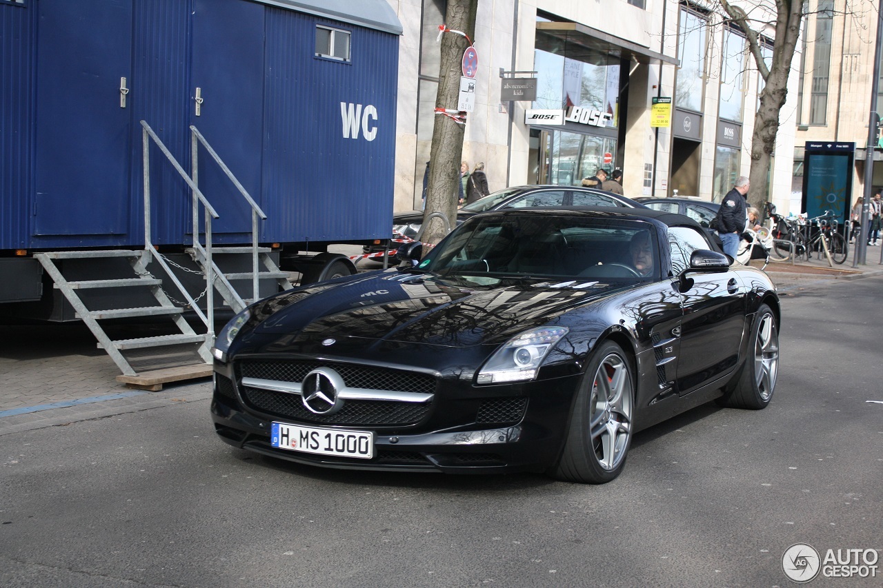 Mercedes-Benz SLS AMG Roadster