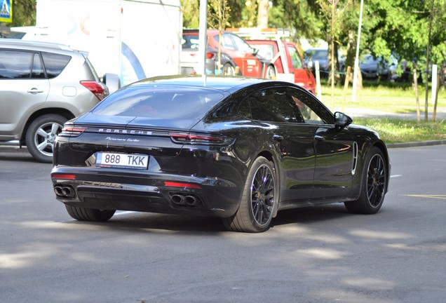 Porsche 971 Panamera Turbo