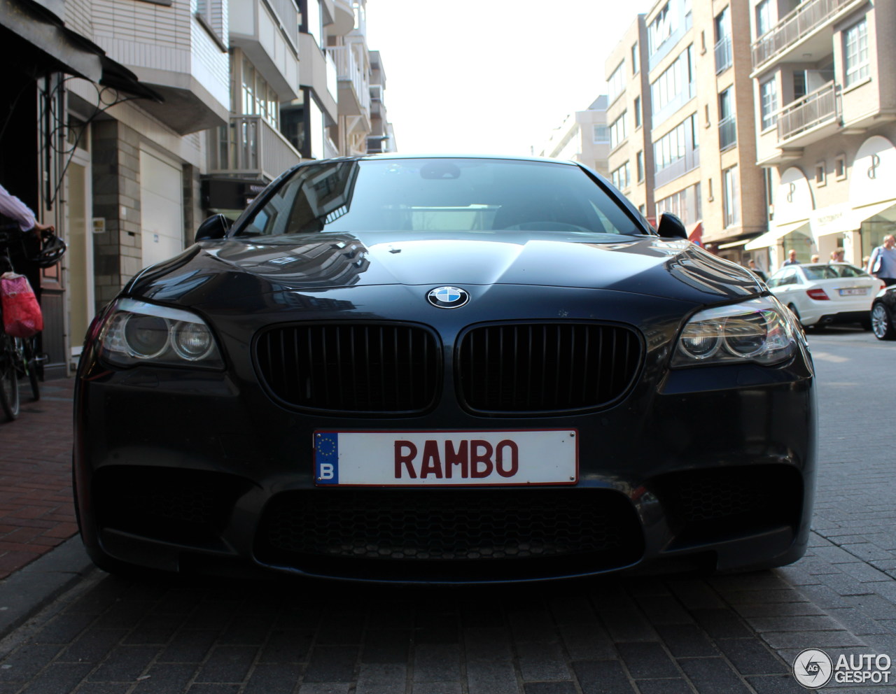 BMW M5 F10 2011