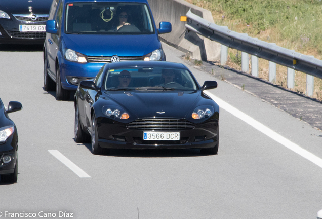 Aston Martin DB9