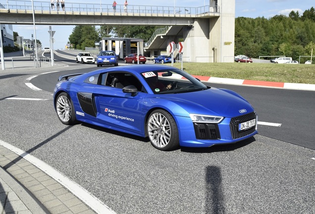 Audi R8 V10 Plus 2015