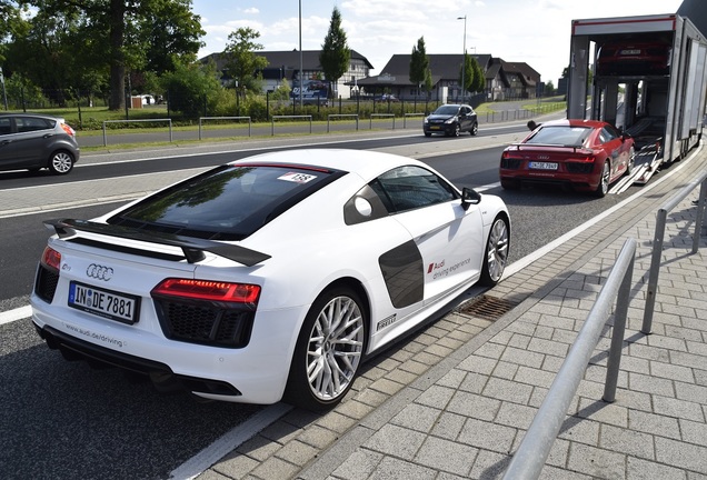 Audi R8 V10 Plus 2015