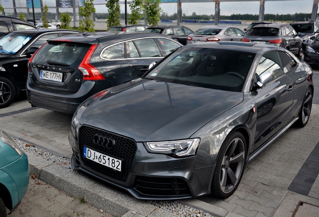 Audi RS5 B8 2012