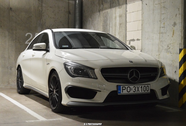 Mercedes-Benz CLA 45 AMG C117