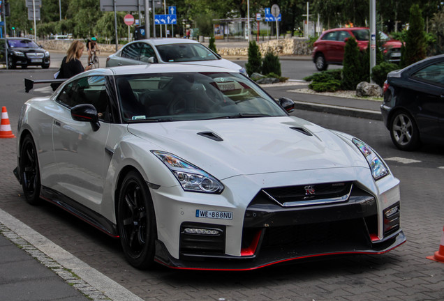 Nissan GT-R 2017 Nismo