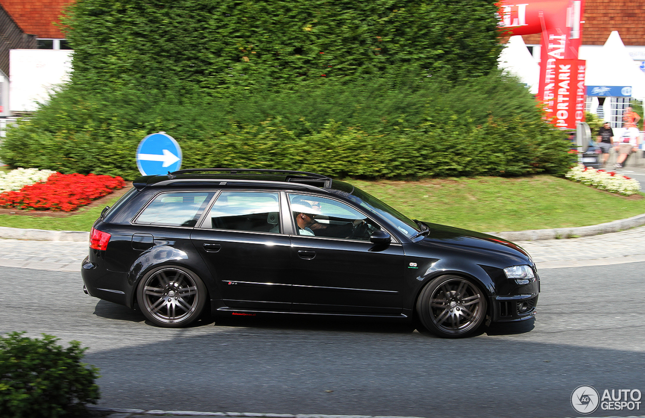 Audi RS4 Avant B7