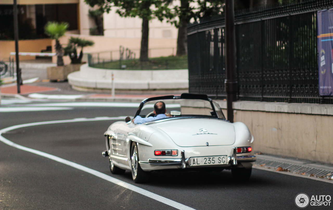 Mercedes-Benz 300SL Roadster