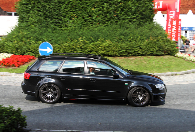 Audi RS4 Avant B7