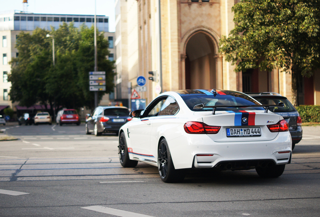 BMW M4 F82 Coupé DTM Champion Edition