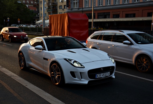 Jaguar F-TYPE R Coupé