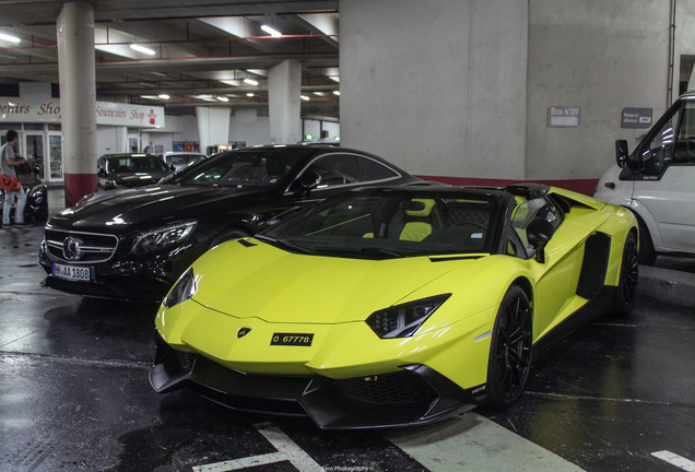 Lamborghini Aventador LP720-4 Roadster 50° Anniversario