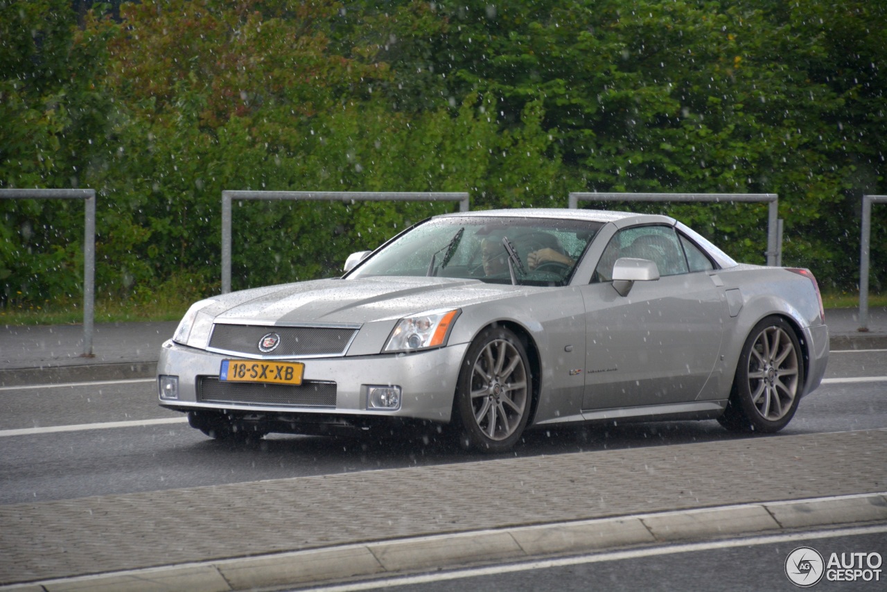 Cadillac XLR-V