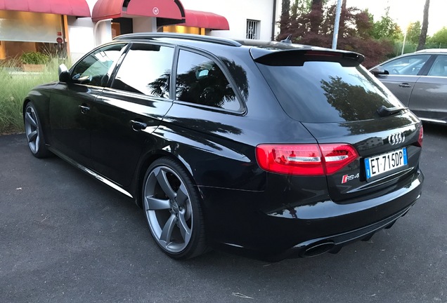 Audi RS4 Avant B8