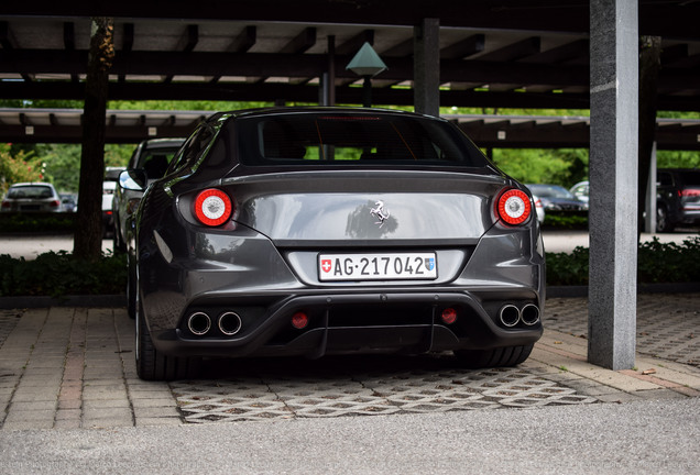 Ferrari FF