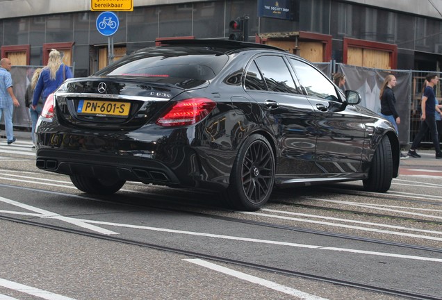 Mercedes-AMG C 63 S W205