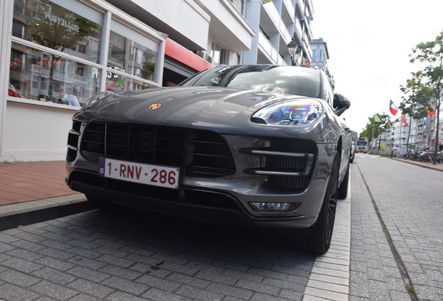 Porsche 95B Macan Turbo