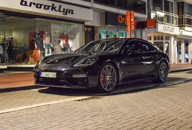 Porsche 971 Panamera Turbo