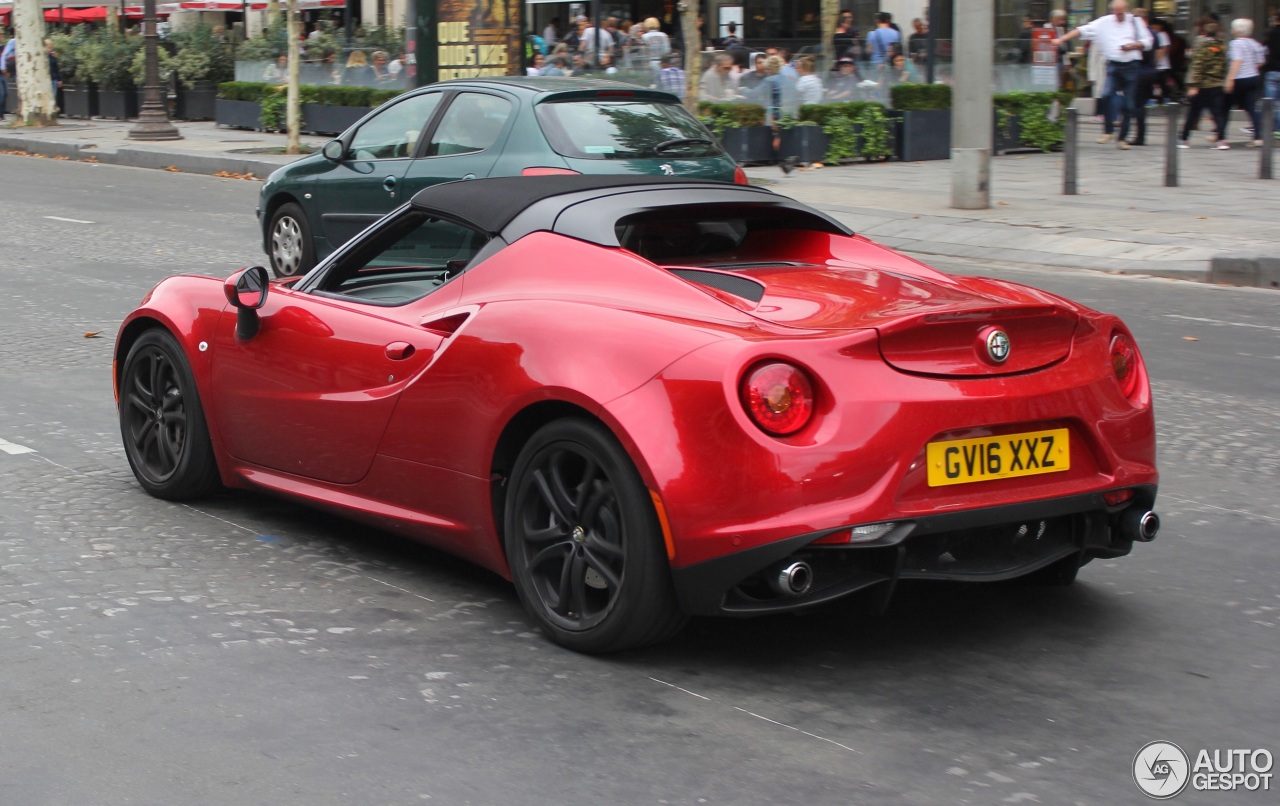 Alfa Romeo 4C Spider