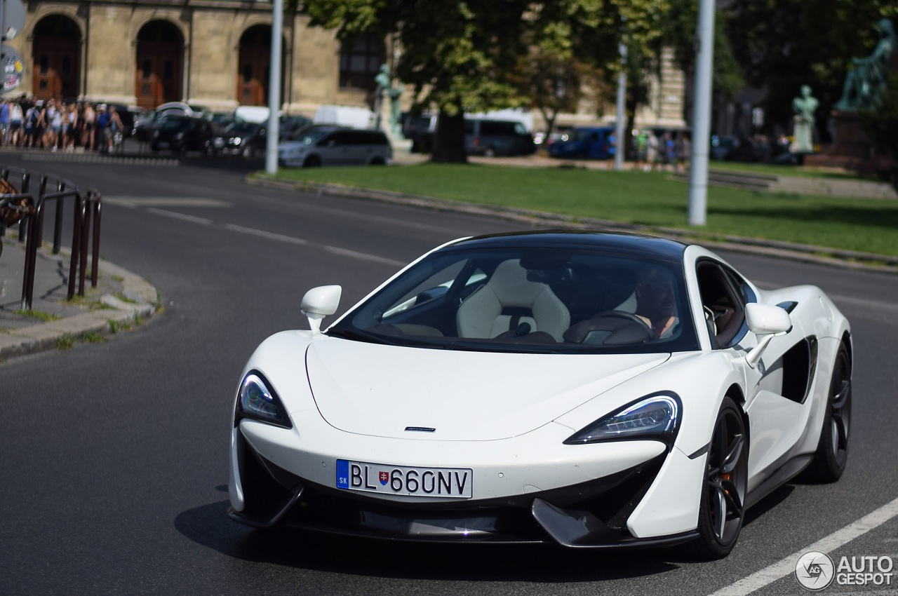 McLaren 570GT