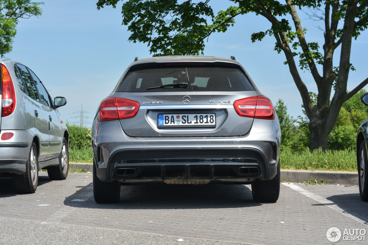 Mercedes-AMG GLA 45 X156