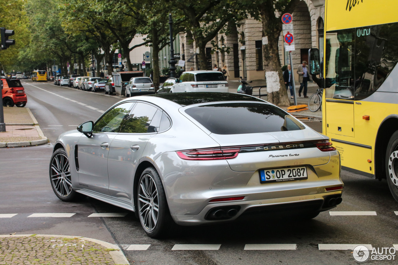 Porsche 971 Panamera Turbo