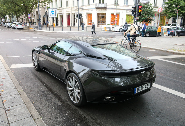 Aston Martin DB11