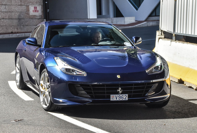 Ferrari GTC4Lusso T