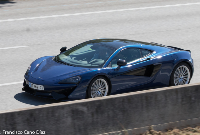 McLaren 570GT