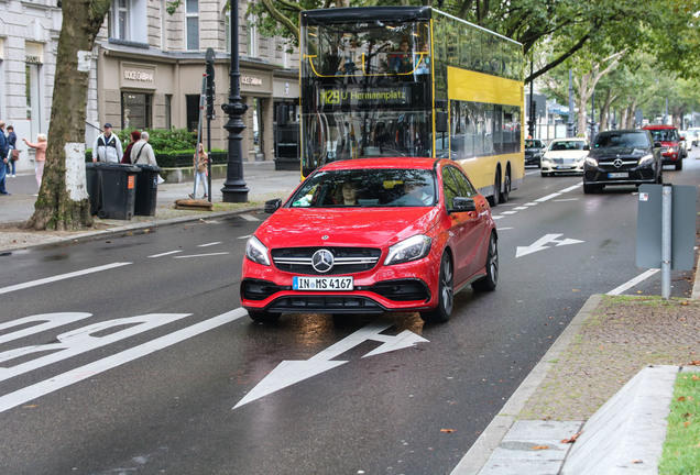 Mercedes-AMG A 45 W176 2015