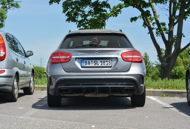 Mercedes-AMG GLA 45 X156