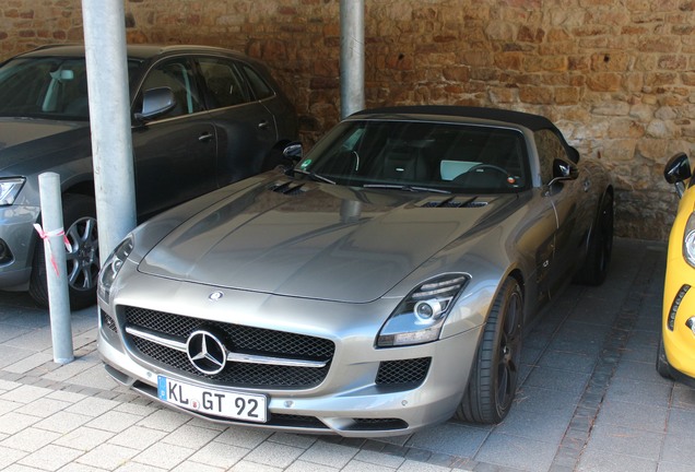 Mercedes-Benz SLS AMG GT Roadster