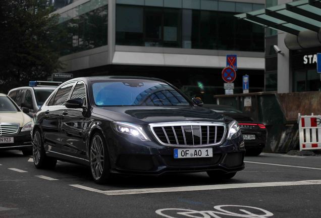 Mercedes-Maybach Brabus 900 Rocket