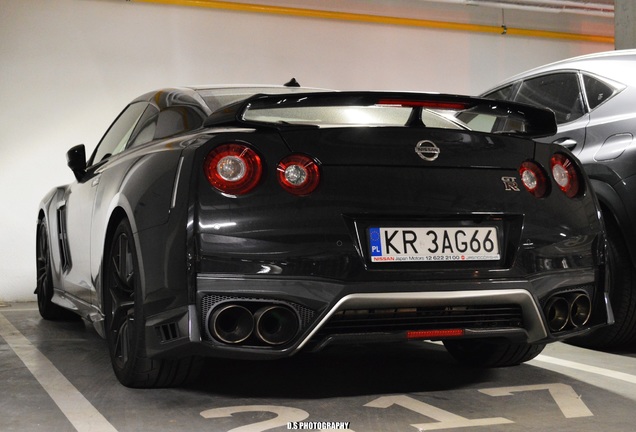 Nissan GT-R 2017