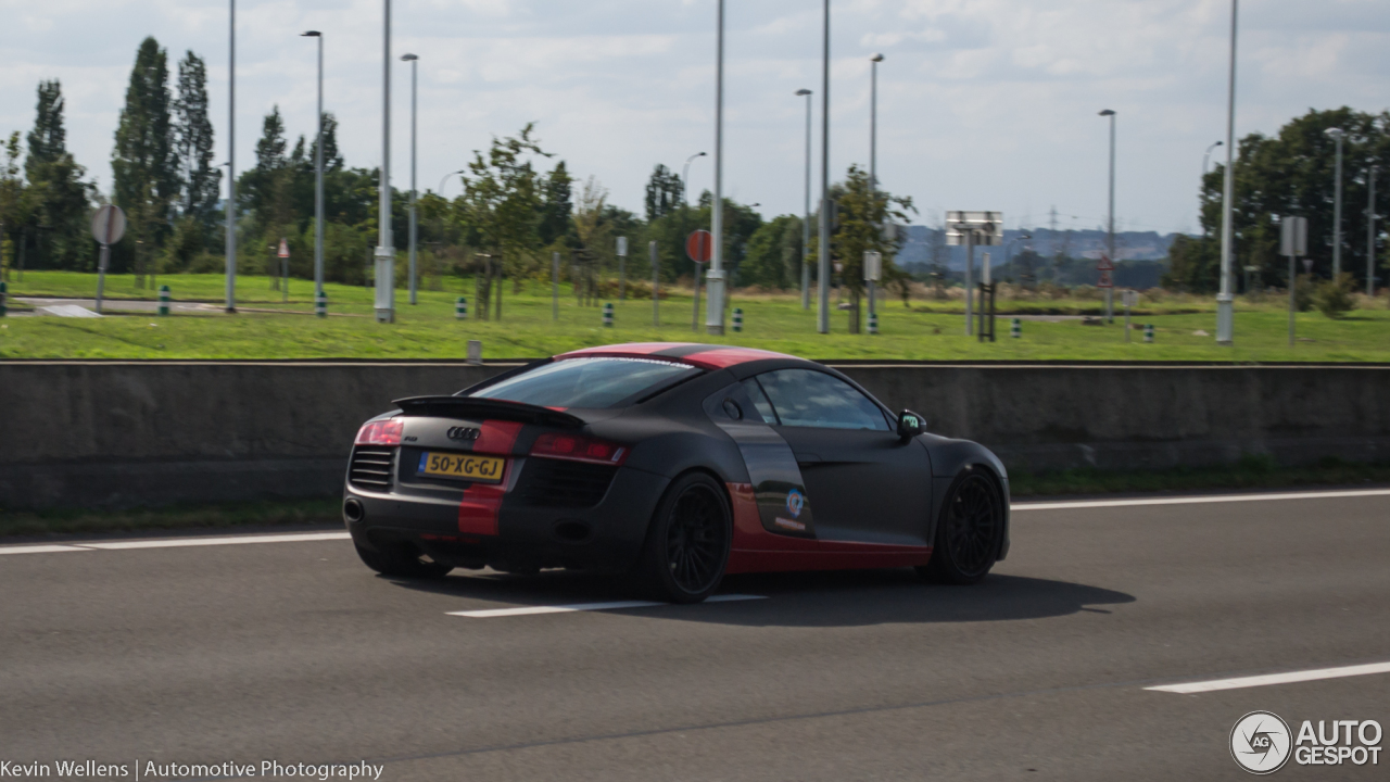 Audi R8