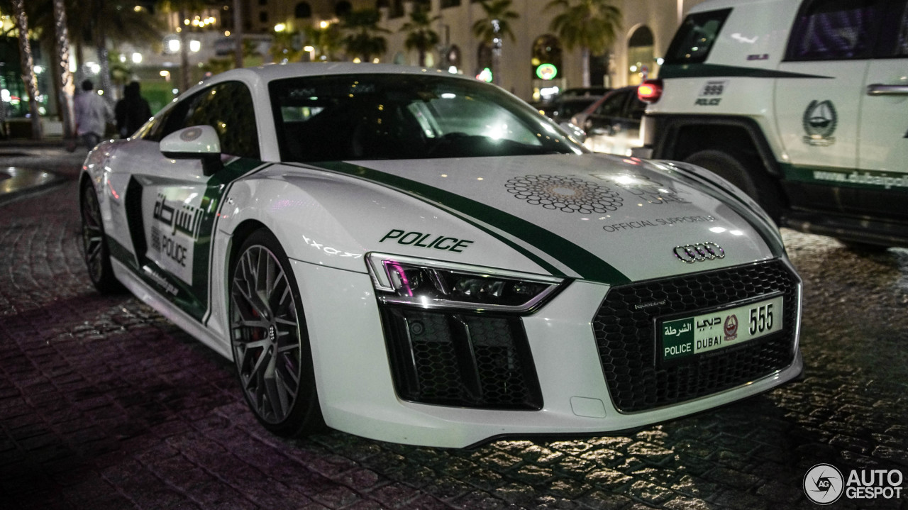 Audi R8 V10 Plus 2015