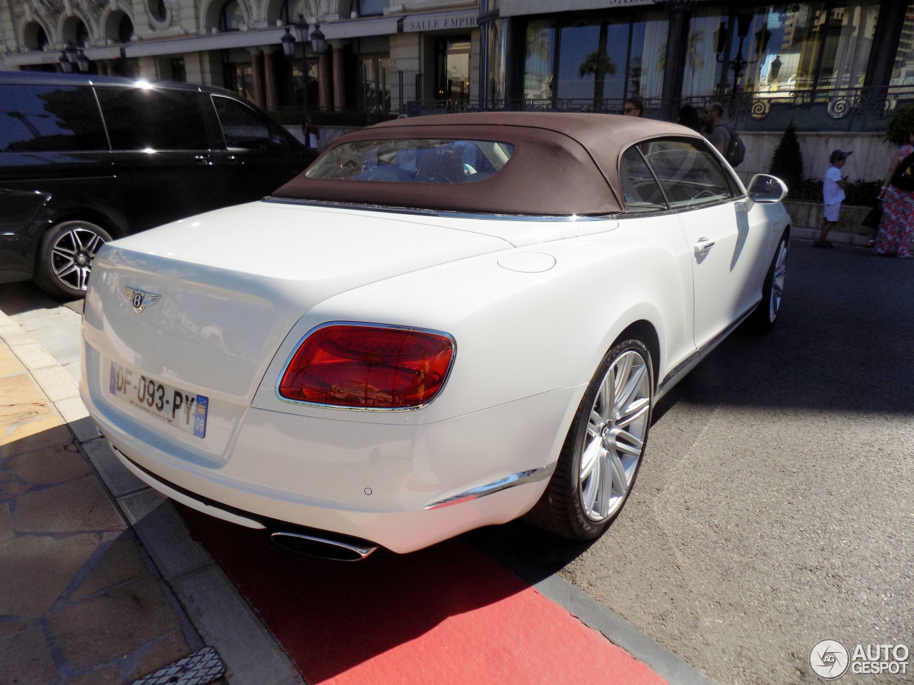 Bentley Continental GTC 2012