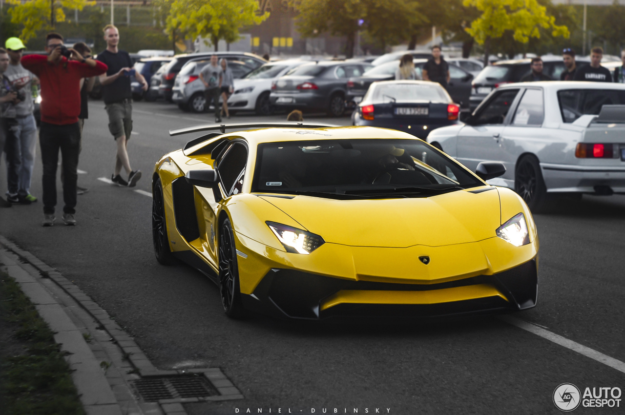 Lamborghini Aventador LP750-4 SuperVeloce