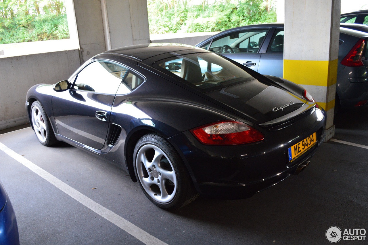 Porsche 987 Cayman S