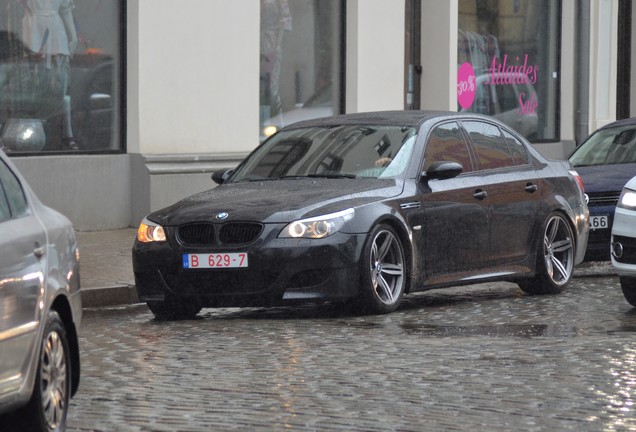 BMW M5 E60 2005