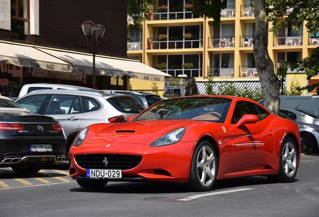 Ferrari California