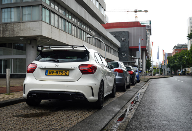 Mercedes-AMG A 45 W176 2015