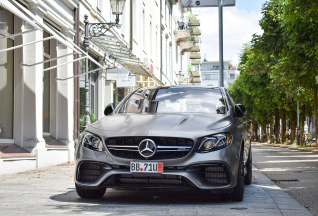 Mercedes-AMG E 63 S W213