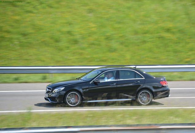 Mercedes-Benz E 63 AMG S W212