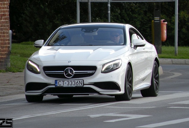 Mercedes-Benz S 63 AMG Coupé C217