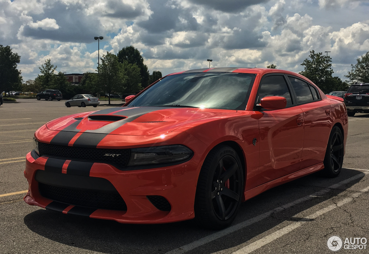 Dodge Charger SRT Hellcat